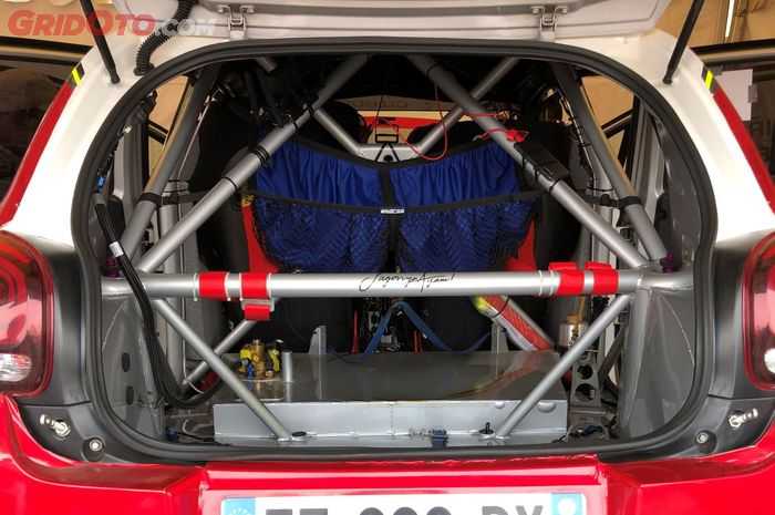 HOME  SPORT Istimewanya Roll Cage Mobil Reli Citroen C3 R5, Jaga Sean Gelael dan Bamsoet Tetap Aman Meskipun Mobil Sampai 'Gepeng'