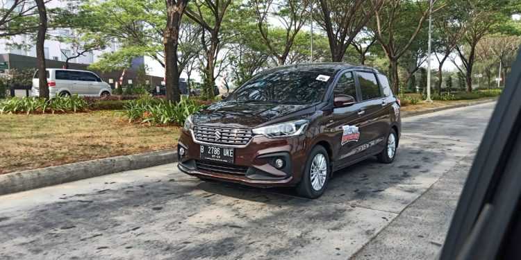 Sekilas Sama, Simak Perbedaan Suzuki XL7 Dengan Ertiga