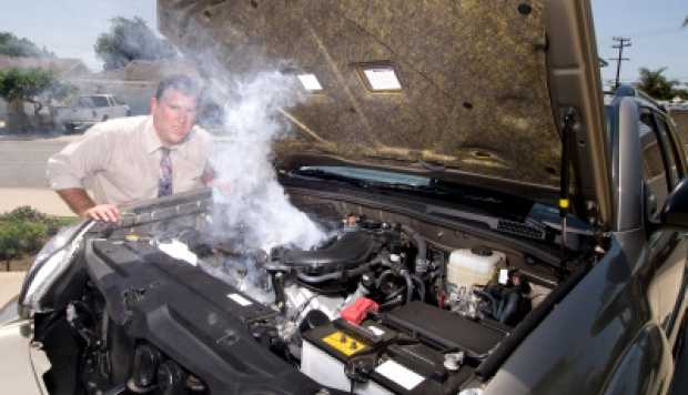 6 Penyebab Mesin Overheat Alias Mobil Kepanasan